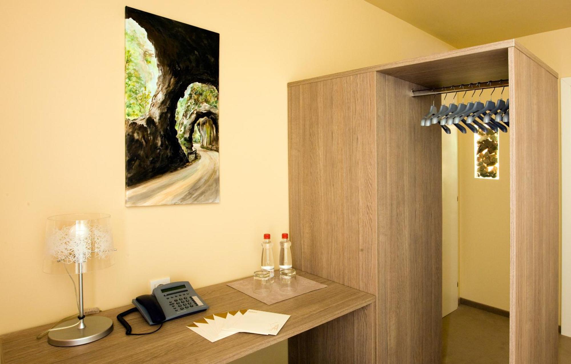 Ambient Hotel Domžale المظهر الخارجي الصورة